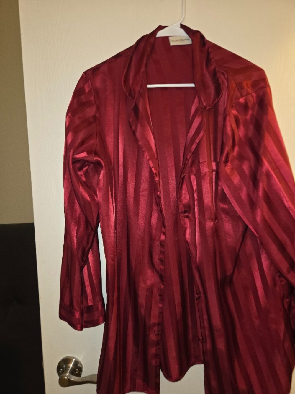 Satin pjs